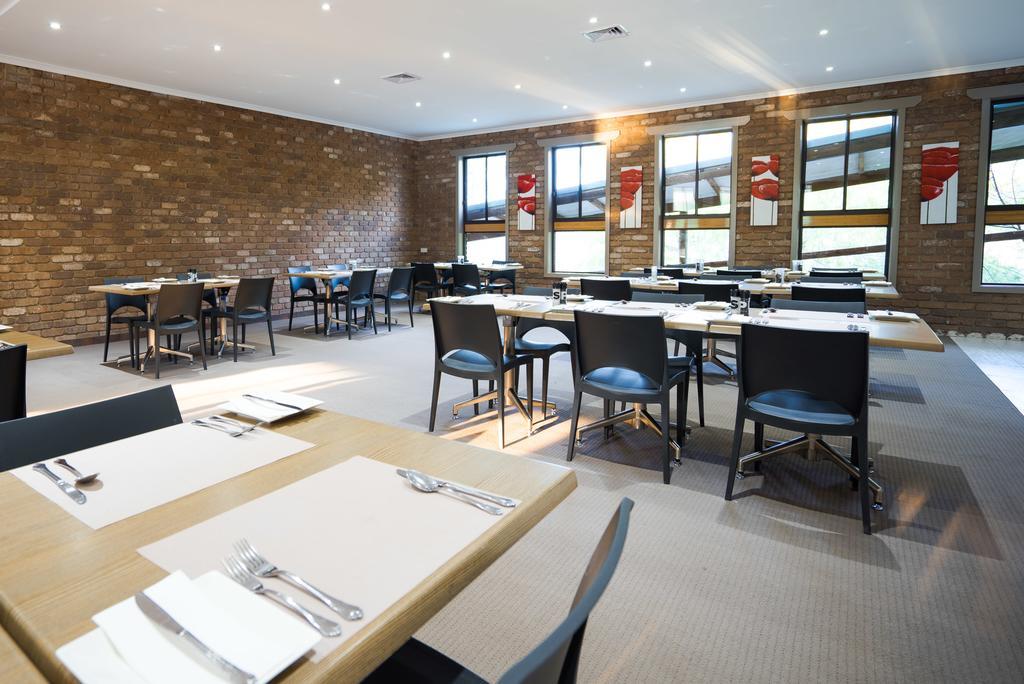 Farnham Court Motel And Restaurant Morwell Exterior foto