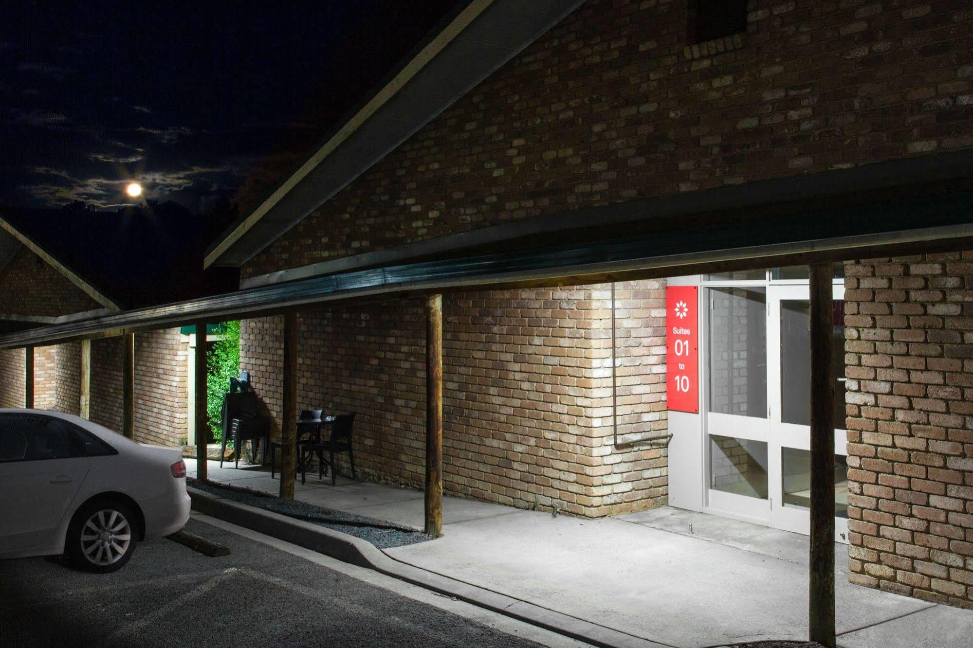Farnham Court Motel And Restaurant Morwell Exterior foto