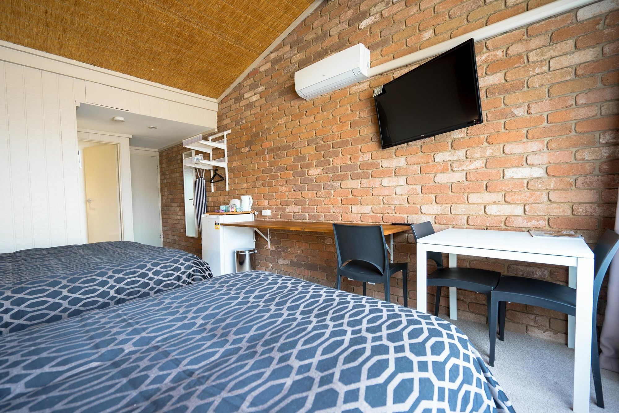Farnham Court Motel And Restaurant Morwell Exterior foto